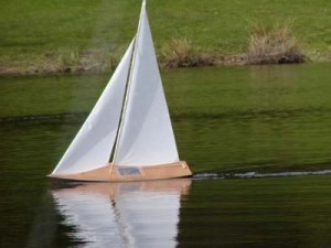 Which RC sailboat is right for me? | Tippecanoe Boats